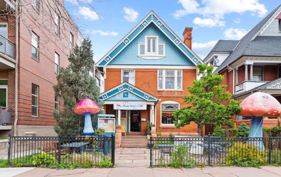 Plant Magic Cafe building